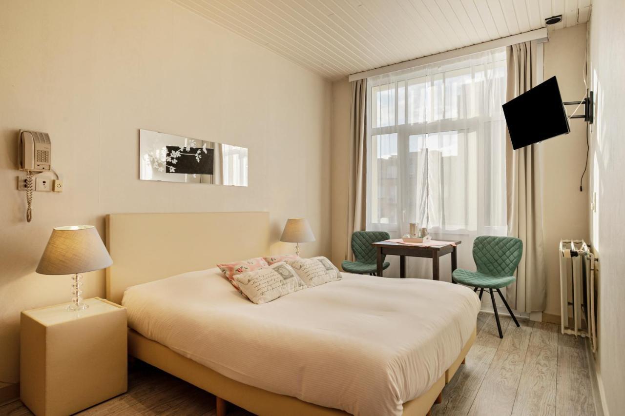 Hotel Georges Wenduine Esterno foto