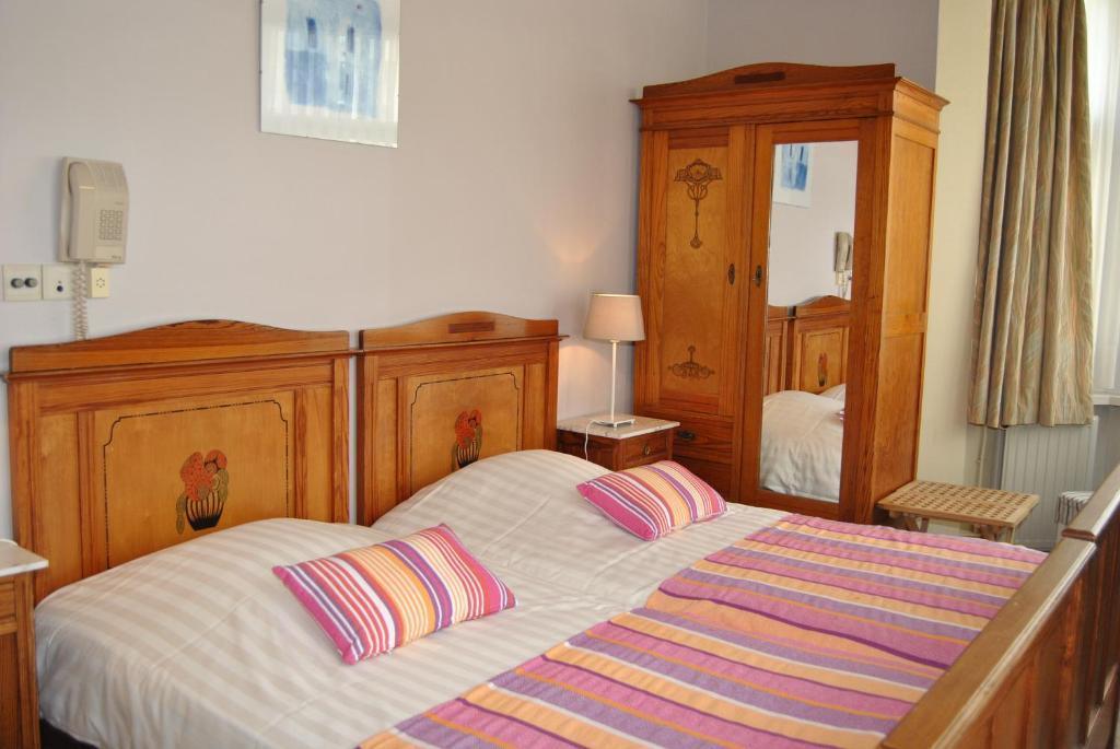 Hotel Georges Wenduine Esterno foto