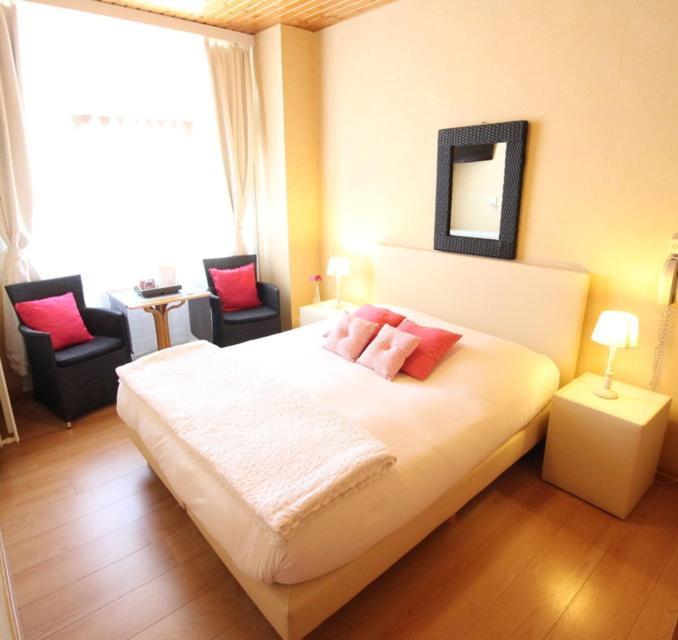 Hotel Georges Wenduine Esterno foto